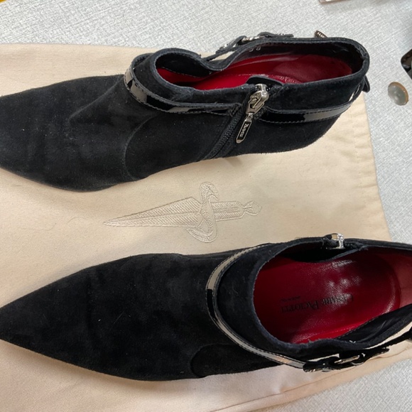 Black Suede Cesare Paciotti sharp toe stiletto bootie - Picture 5 of 5